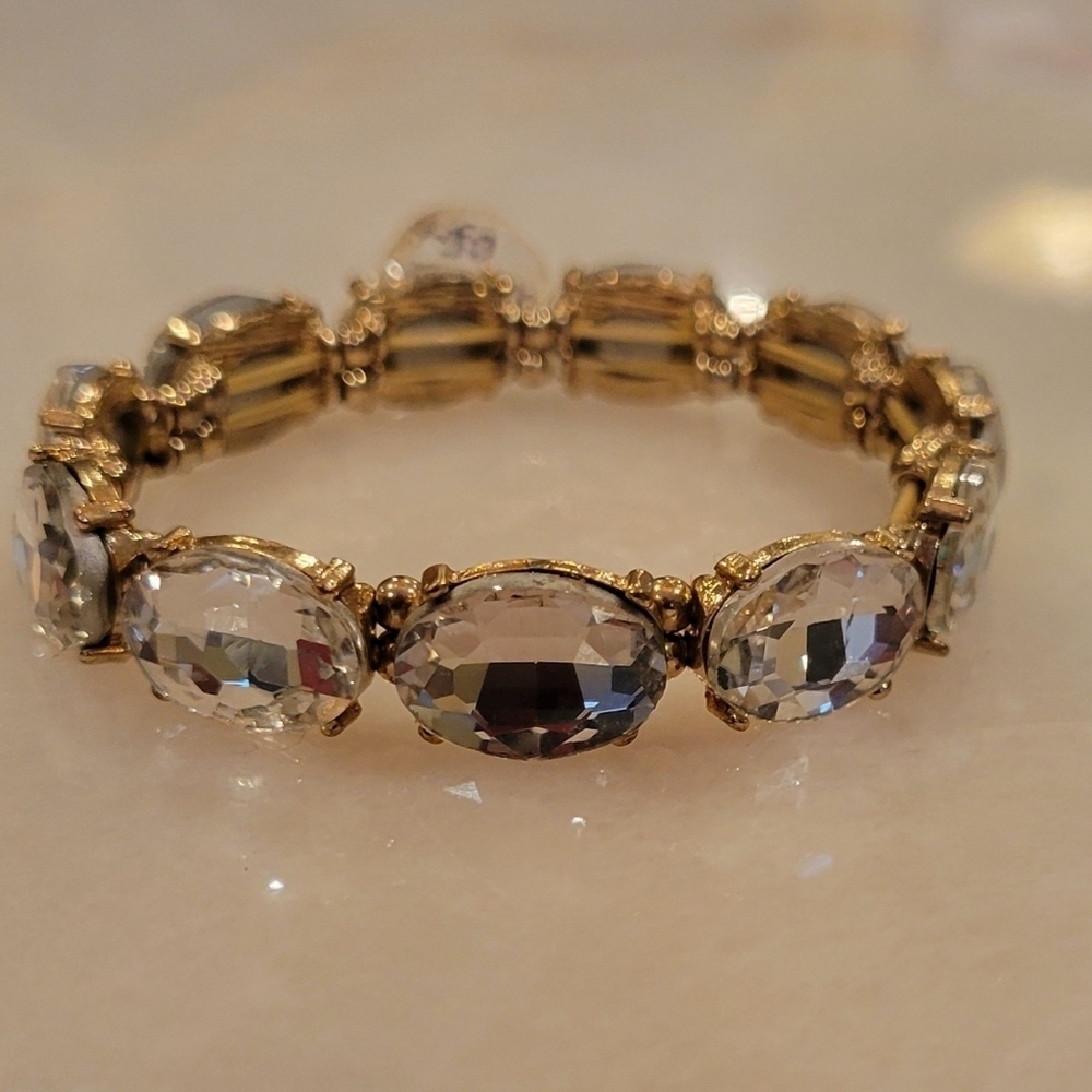 Elegant Gold and Large Crystal Rhinestone Stretch Bracelet NWOT